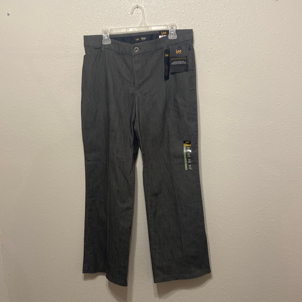 Lee slacks